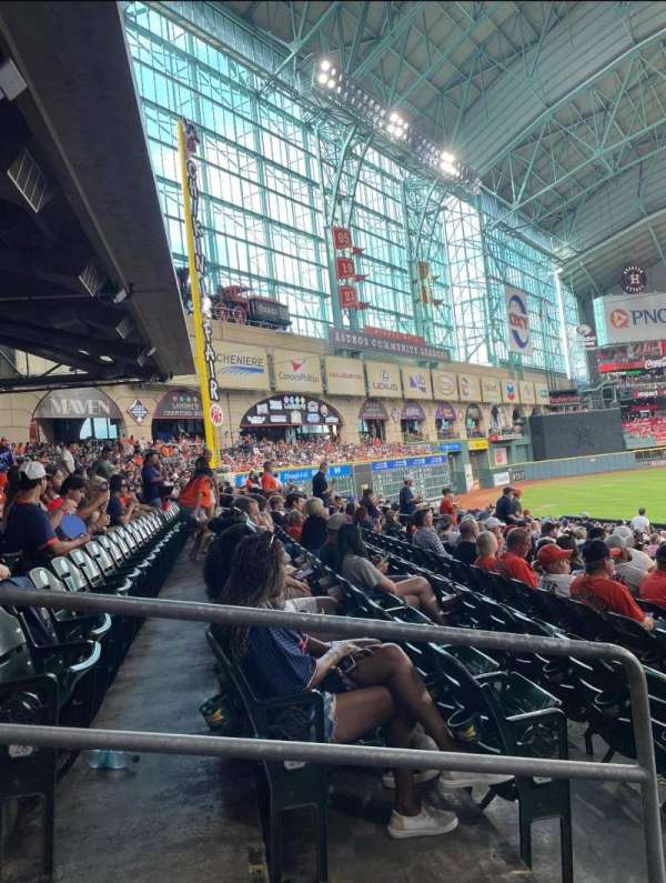 Daikin Park, section: 108, row: 28, seat: 3