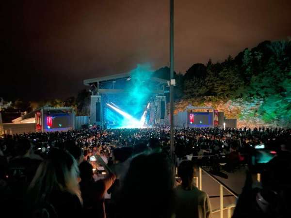 FirstBank Amphitheater, section: 305, row: F, seat: 3