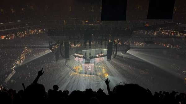 Barclays Center, section: 207, row: 18, seat: 22