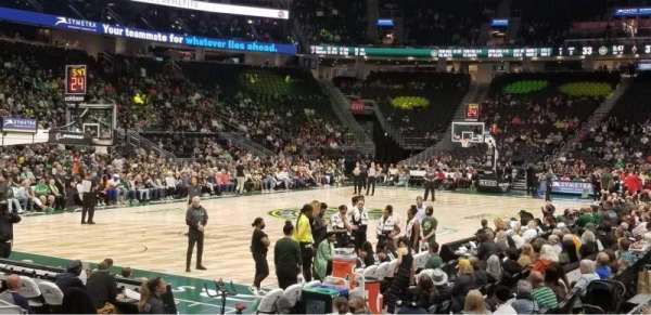 Climate Pledge Arena, section: 04, row: G, seat: 12