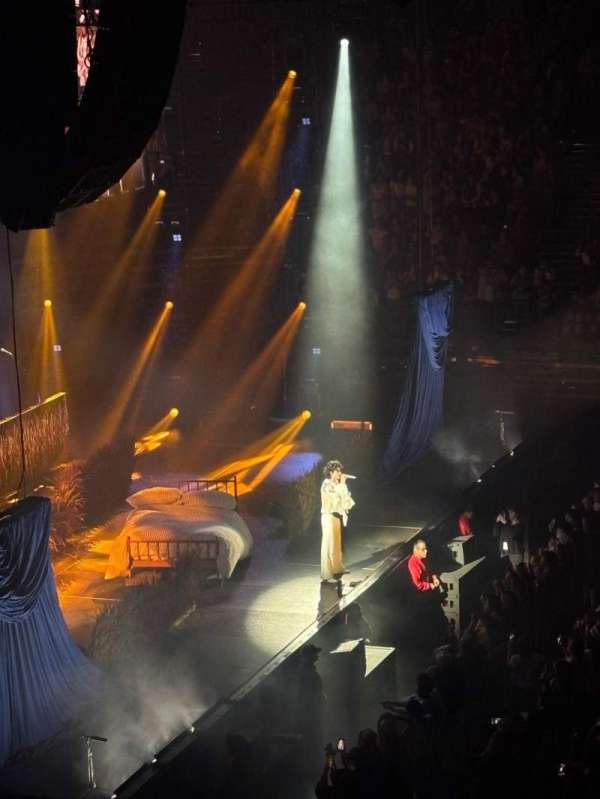 Viejas Arena, section: R, row: 25, seat: 4