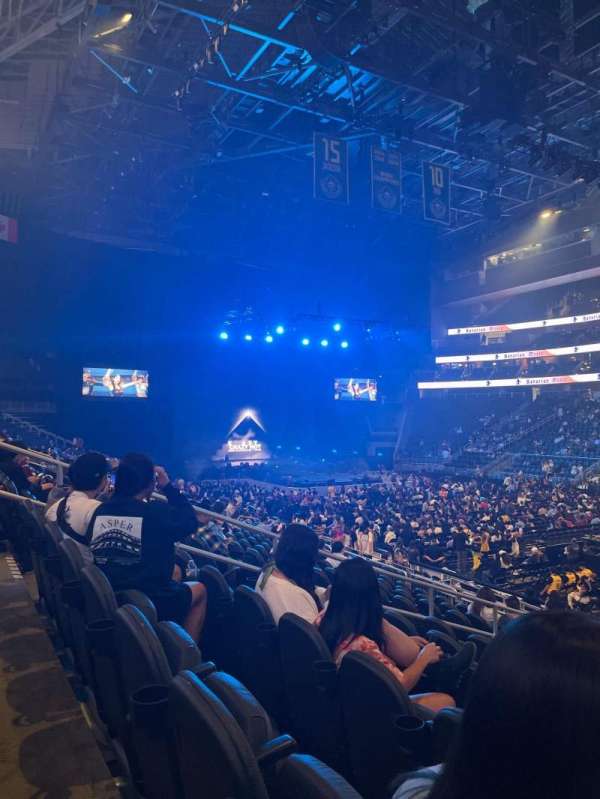 Climate Pledge Arena, section: 25, row: Q, seat: 1