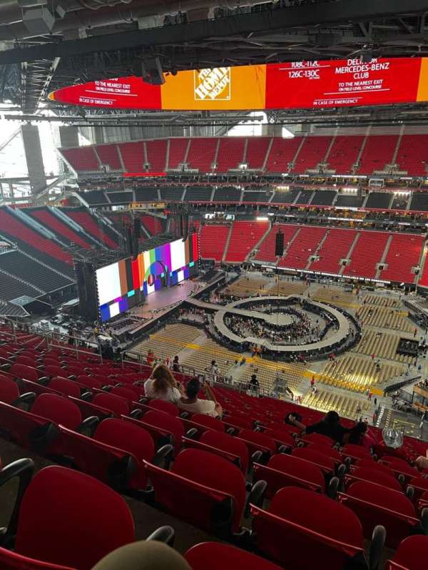 Mercedes-Benz Stadium, section: 337, row: 26, seat: 17