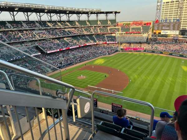 Truist Park, section: 415, row: 5, seat: 19