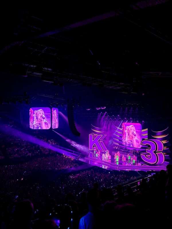 AFAS Dome, section: 215, row: 7, seat: 6