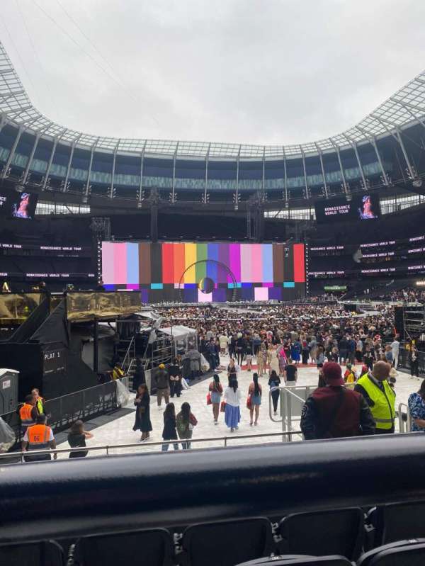 Tottenham Hotspur Stadium, section: 256, row: 9, seat: 248
