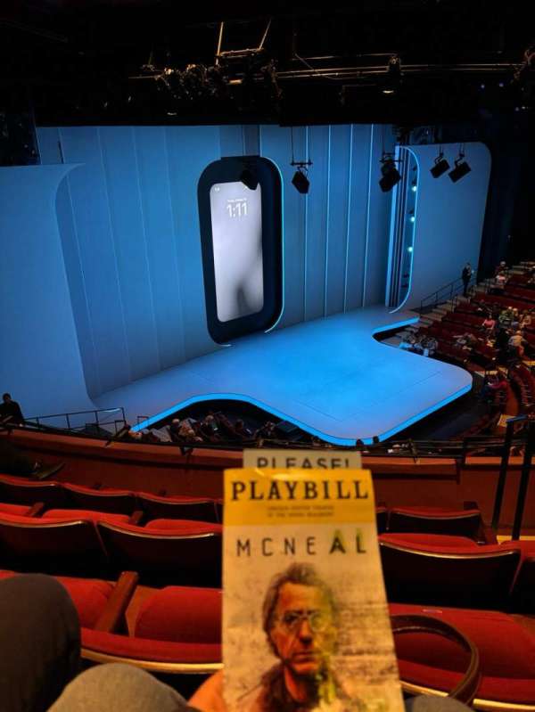 Vivian Beaumont Theater, section: LOGE L, row: D, seat: 104