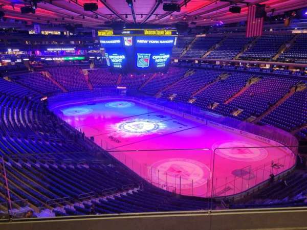 Madison Square Garden, section: 414, row: 2, seat: 2