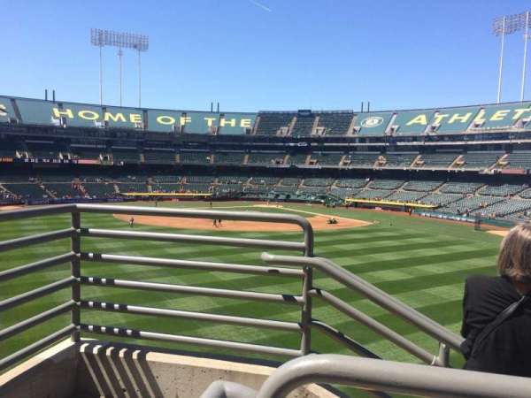 Oakland Coliseum, section: 139, row: 40, seat: 6