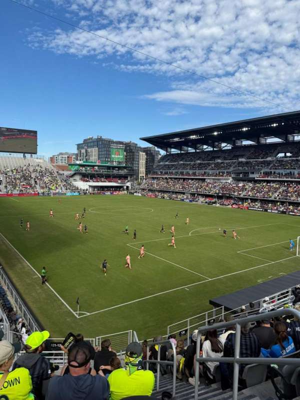 Audi Field, section: 121, row: 15, seat: 2
