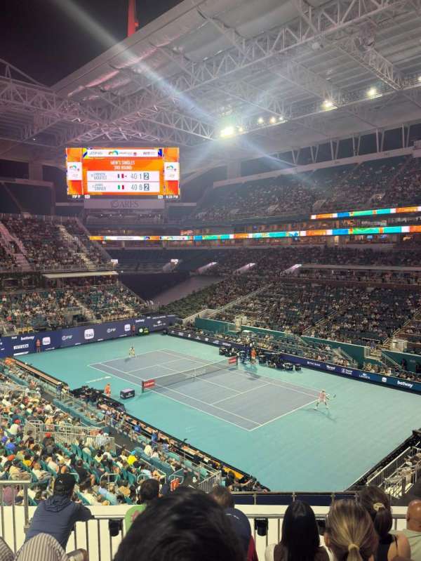 Hard Rock Stadium, section: 105, row: 6, seat: 16