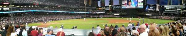 Chase Field, section: E, row: 4
