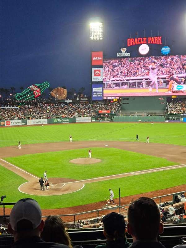 Oracle Park, section: 213, row: D, seat: 11