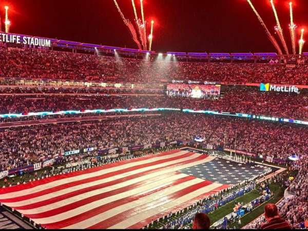 MetLife Stadium, section: 320, row: 4, seat: 3