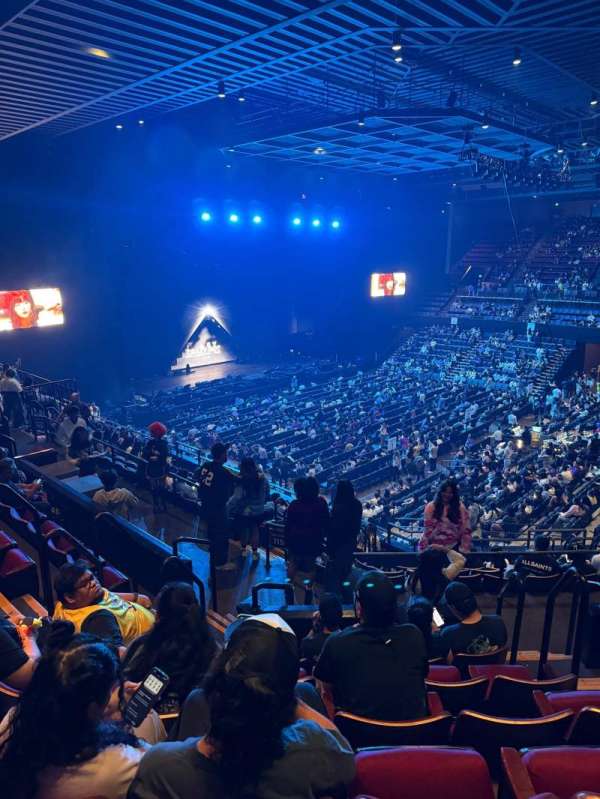 Bill Graham Civic Auditorium, section: 213, row: L, seat: 10