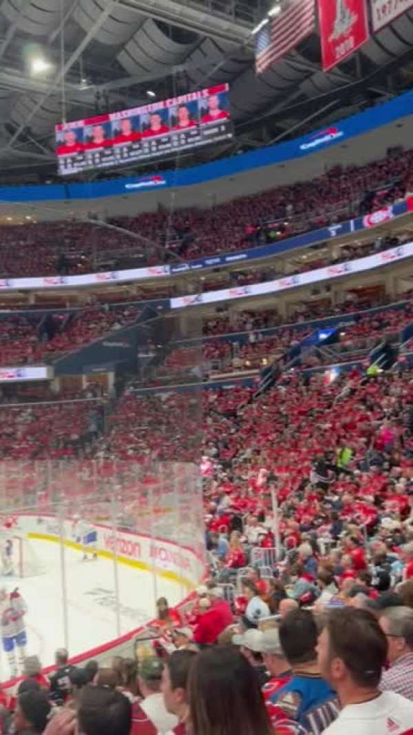 Capital One Arena, section: 102, row: M, seat: 3