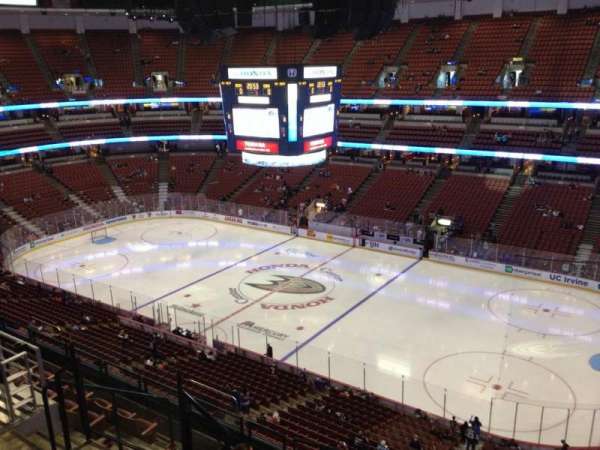 Honda Center, section: 430, row: H, seat: 6