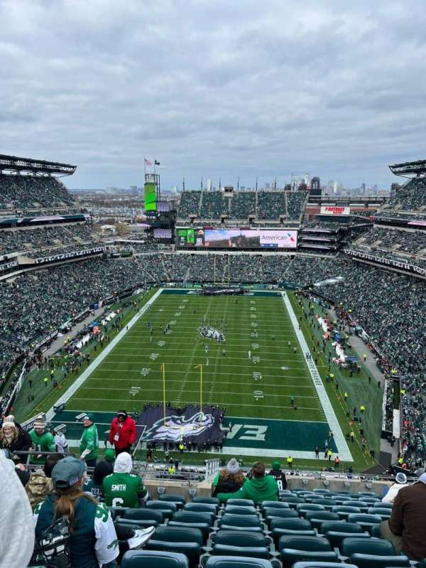 Lincoln Financial Field, section: 213, row: 16, seat: 15