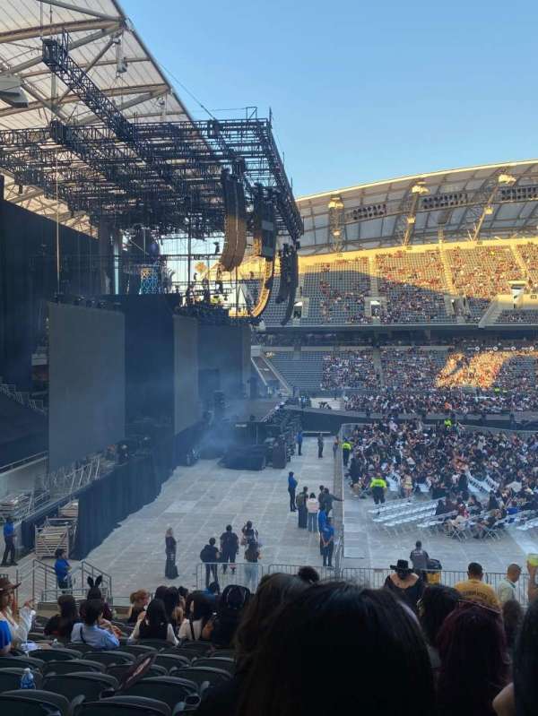 BMO Stadium, section: 135, row: T, seat: 2