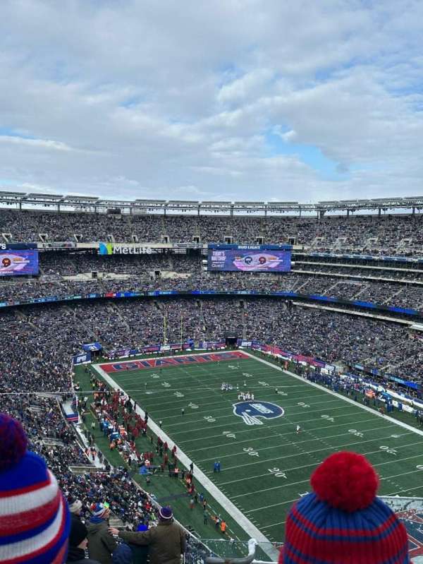 MetLife Stadium, section: 331, row: 14, seat: 21