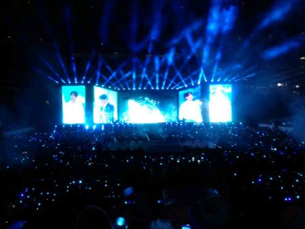 MetLife Stadium, section: 126, row: 31, seat: 25