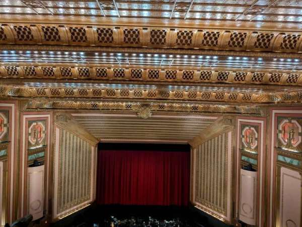 Lyric Opera of Chicago, section: Upper Balcony 195, row: A, seat: 527