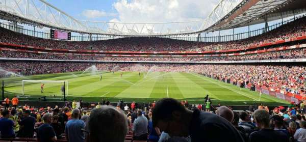 Emirates Stadium, section: 23, row: 25, seat: 724