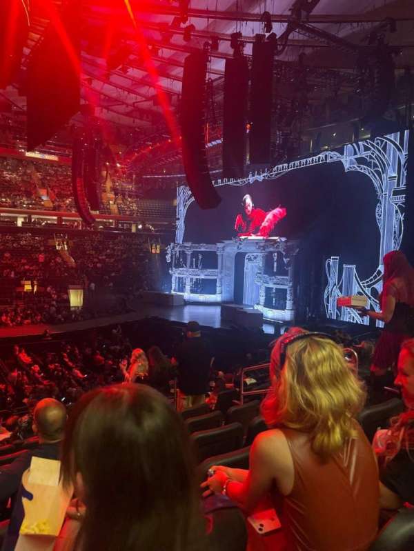 Madison Square Garden, section: 107, row: 14, seat: 15