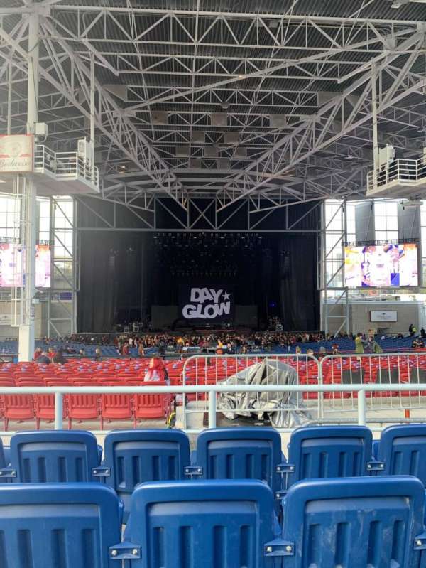 RBC Amphitheatre, section: 406, row: D, seat: 5
