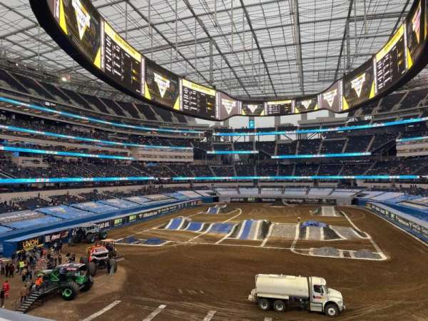 SoFi Stadium, section: 234, row: 1, seat: 18