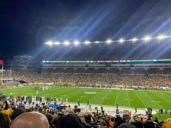 Acrisure Stadium, section: 112, row: AA, seat: 17