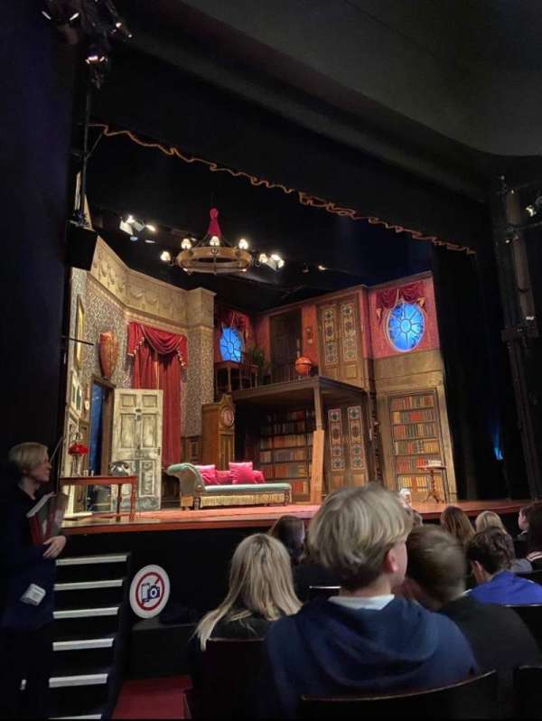 Duchess Theatre, section: Stalls, row: F, seat: 22