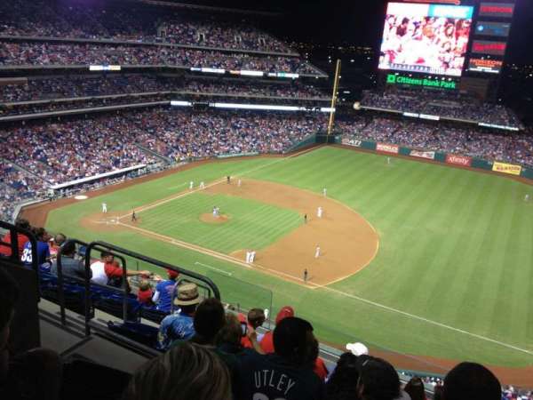 Citizens Bank Park, section: 412, row: 8, seat: 7