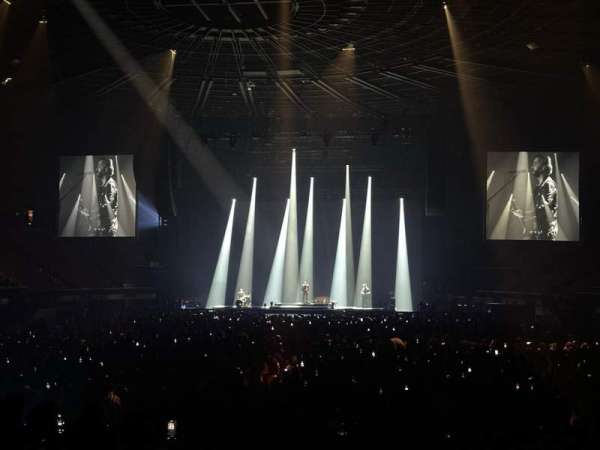 Kia Forum, section: 102, row: 4, seat: 7