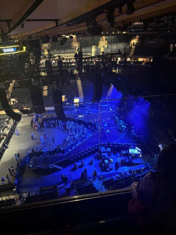 Madison Square Garden, section: 314, row: 2, seat: 14