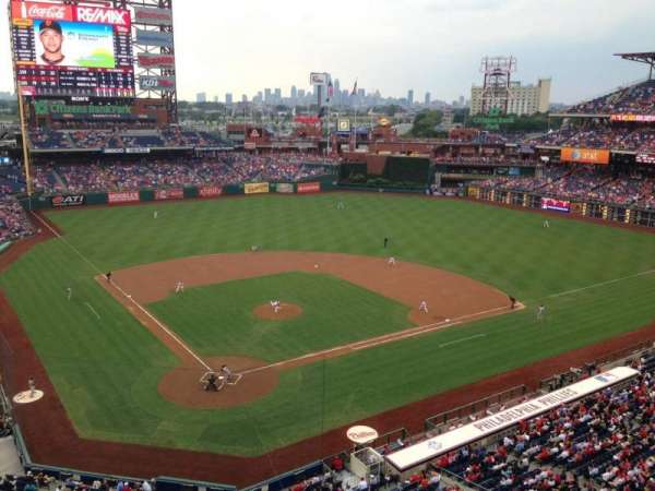 Citizens Bank Park, section: 319, row: 1, seat: 9