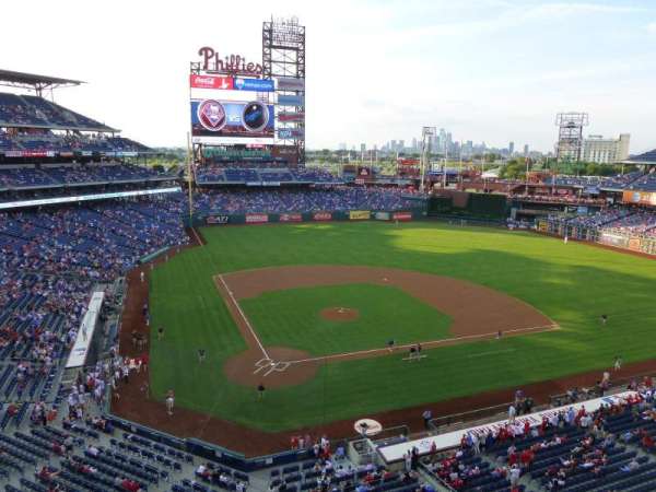 Citizens Bank Park, section: 318, row: 1, seat: 5