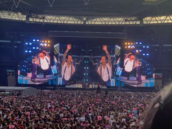 Wembley Stadium, section: 112, row: 19, seat: 9