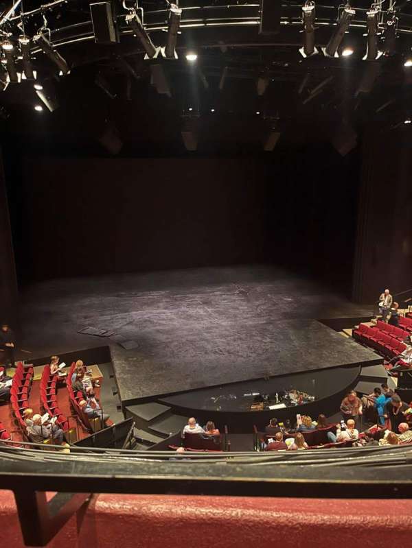 Vivian Beaumont Theater, section: Loge LC, row: A, seat: 204
