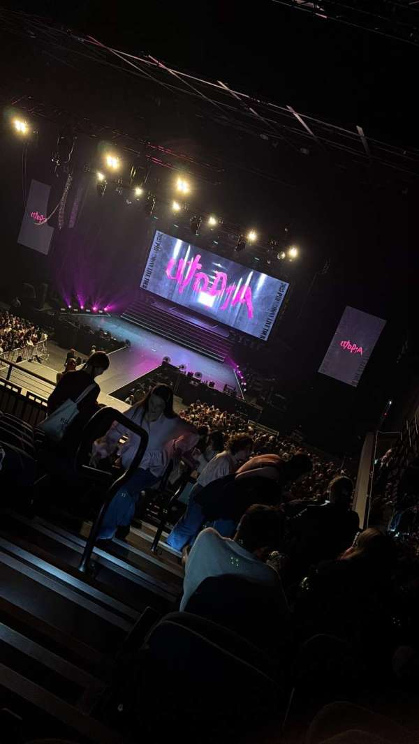 Uber Eats Music Hall, section: 304, row: 9, seat: 1