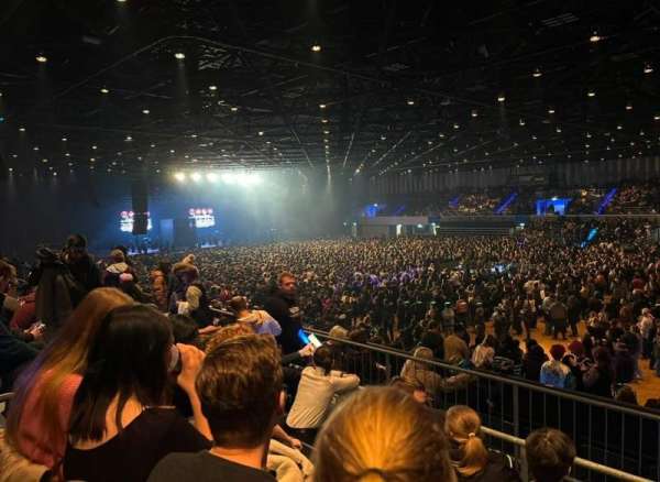 Mitsubishi Electric Halle, section: 15, row: 4, seat: 1