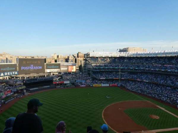 Yankee Stadium, section: 427, row: 5, seat: 3
