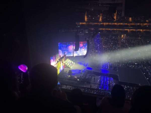 Toyota Center, section: 428, row: 3, seat: 6