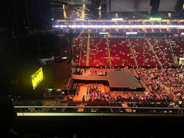 Toyota Center, section: 428, row: 3, seat: 6