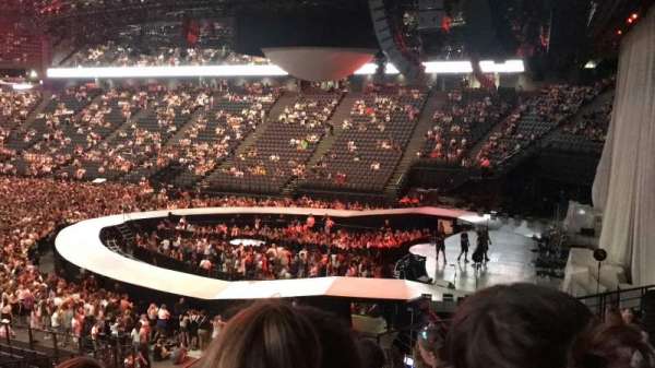 Accor Arena, section: Gradin H, row: 5, seat: 10