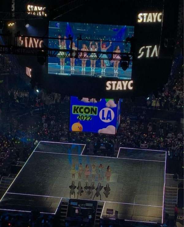 Crypto.com Arena, section: 309, row: 5, seat: 4