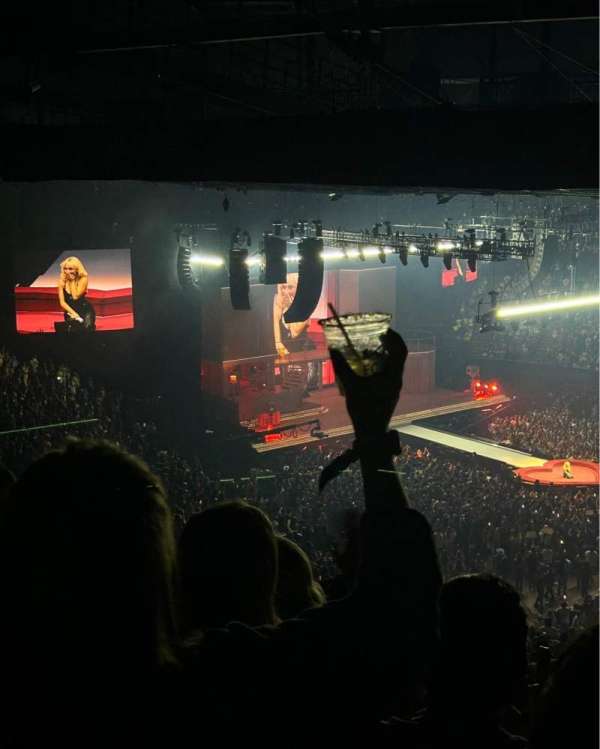 Kia Forum, section: 230, row: 18, seat: 14