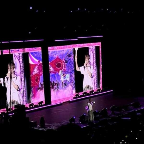 Kia Forum, section: 127, row: 11, seat: 1