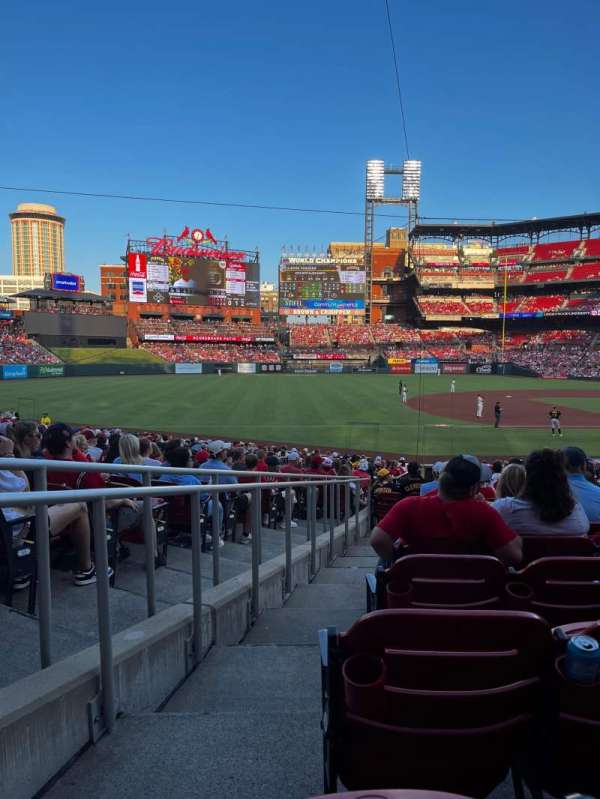 Busch Stadium, section: 160, row: 16, seat: 14