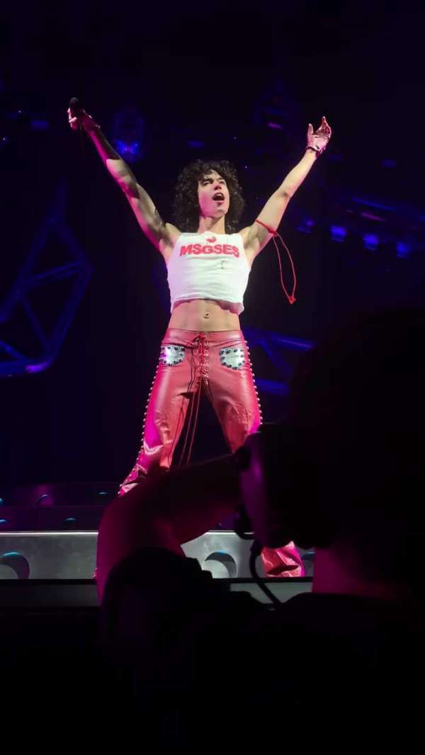 Madison Square Garden, section: Floor B, row: 1, seat: 9
